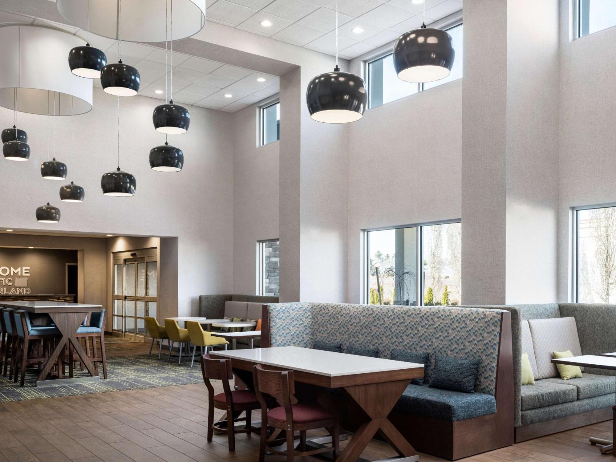 Hampton Inn Redmond Bend Airport Esterno foto